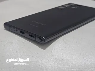  16 Samsung S22 Ultra    الذاكرة  (((512 )))