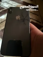  1 آيفون Xsmax للبيع 256g بطاريه 95‎%‎ مو مغير في شي غير البطاريه