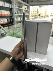  2 ايباد 7 128G في مدخل خط و بطاريه 100 مع كرتونه