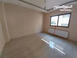  8 شقة غير مفروشة للإيجار ( Property 38570 ) سنوي فقط