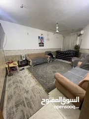  11 دار سكني تجاري