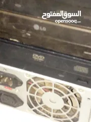  15 قطع كمبيوتر وطابعه وشاشه كمبيوتر وفوقهم كمان كيس عدد 4 ناقصات قطع الكيس كلهم كوم