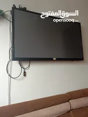  2 شاشة بحالة جيدة