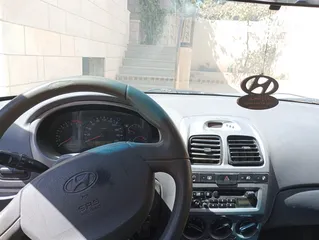  2 هونداي فيرنا 2003