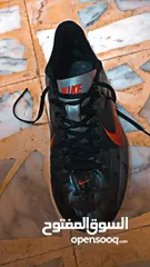  4 بوت original Nike نايك للملاعب