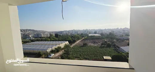  6 شقق سكنية للإيجار بتشطيبات متكاملة في مدينة طولكرم، مع خيارات مفروشة وغير مفروشة.