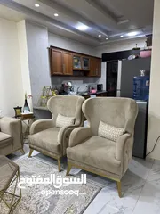  2 عفش مستعمل بحالة جيدة استخدام عرسان السعر لجميع العفش طقم ضيوف وطاولة طعام وغرفة نوم
