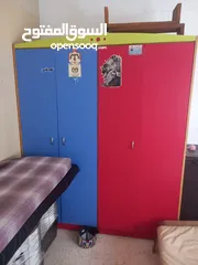  2 خزانة وكمدينة  خشب لاتيه نظيف