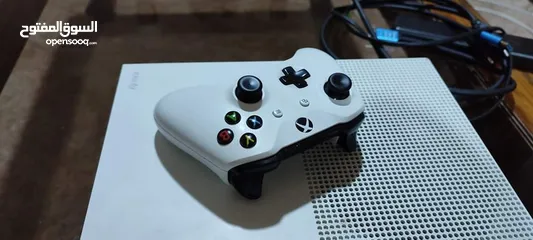  2 جهاز Xbox one s 500+حساب xbox +الايد الاصليه +ايد احترافيه