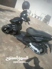  6 سكوتر للبيع بحالة الوكاله