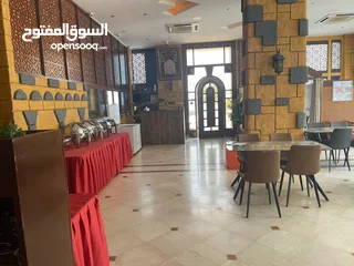  5 مطعم في مكان حيوي