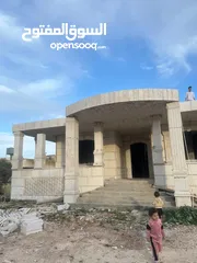  2 فيلا عظم 560م على قطعة أرض 1035متر على شارع البترا للبيع