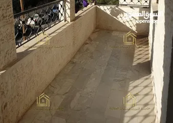  5 شقة فارغة - الجاردنز - 3نوم - 186م