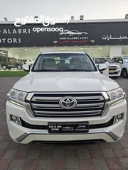  2 لاندكروزر VXR 2018 خليجي الامارات المحرك الكبير نظيف جدا