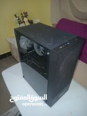  1 بيسي جيمنج للبيع حالته ممتازة