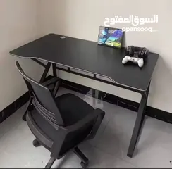  4 للبيع مكتب جيمنج مع رف للشاشه بسعر يناسب الجميع للطلب عبر رقمي الوتس