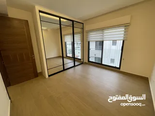  12 شقة للايجار الدوار الرابع ( Property 39884 ) سنوي فقط