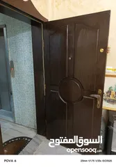  1 باب منزل رئيسي لشقه حاله جيده جدا