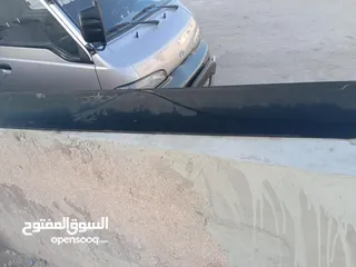  2 تاج باص h100 جلد اصلي للبيع
