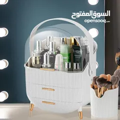  1 ودّعي الفوضى... واستقبلي الأناقة مع منظمة المكياج الفاخرة بجودة عالية – تصميم أنيق ولمسات ذهبية