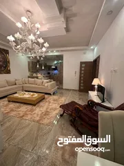  9 شقة ارضية للبيع ماشاء الله حجم كبيرة في مدينة طرابلس منطقة السراج شارع متفرع من شارع البغدادي