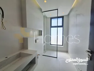  3 روف طابقي مع ترس للبيع في دابوق بمساحة اجمالية 380م