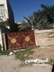  3 حي الجامعه شارع مطعم زنبور 120م واجه6م30سم سندمستقل