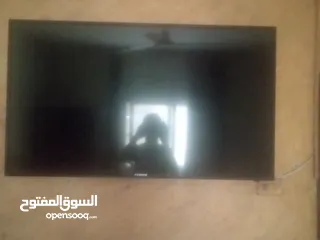  9 شاشه للبيع في الرصيفه شاشه فيه خطوط بتشغل نت حجم 55 نوع سيمور السعر 20 قابل للبدل