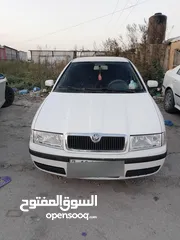  1 سكودا اوكتافيا 2001