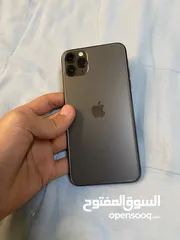  8 iPhone 11 Pro Max بسعر حرق