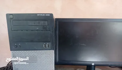  1 كمبيوتر مع شاشة