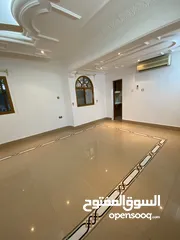 16 عرض خاص غرف للشباب العمانين في الخوض قرب دوار نماء