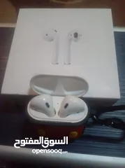  3 سماعة AIRBUDS اصلية ابل كامل اغراضها مكفولة