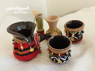  4 خزف يدوي للبيع ب سعر حرق  و شغل يدوي  باللون الخمري ب 6 دنانير
