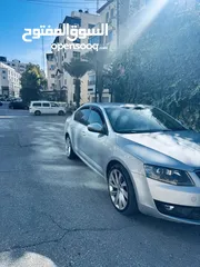  5 سكودا اوكتافيا ديزل 2000 اوتوماتيك ليد امامي ليد خلفي موديل 2018/17 اصل برايفيت