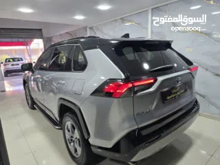  10 تويوتا راف فور 2022