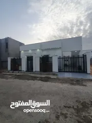  2 فيلا أرضية جديدة ماشاءالله للبيع في مدينة طرابلس منطقة السراج طريق المواشي بعد جامع الصحابة