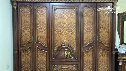  6 cupboard good condition