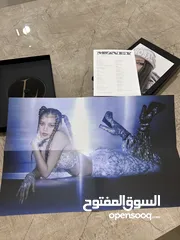  5 البوم بلاكبينك ليسا(LALISA) بحالة جديدة مع بوستر من جهتين وفوتوكارد اصلية  وبوستكارد وphoto book