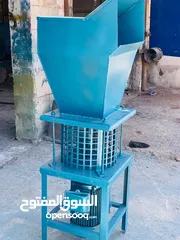  4 ماكنة فرم الاسفنج والفلين ( جاروشة اسفنج والفلين )