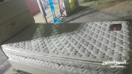  12 اثاث مستعمل مشكل وغرف نوم وكنب وخزائن وثلاجات ونثريات