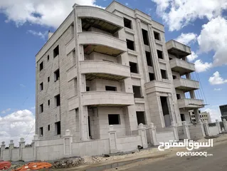  8 شركة خالد و محمد عواد للإسكان مشروع رقم 7 في اجمل المواقع 160م