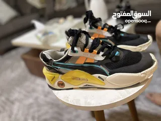  13 مجموعة كاملة من الأحذية الرياضيه ماركات اصلية بحالة وكالة