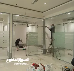  7 معرض رام الله للزجاج والسيكوريت و المرايا و الديكورات الداخليه  التزام جوده كفائه و اختصاص