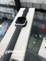  3 Apple Watch   Series -SE- 44mm بطارية 83% الساعة نضيفة ومكفوله