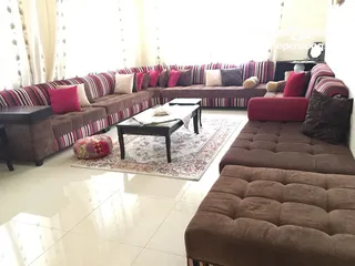  2 "شقة طابقية" للبيع بسعر مغري من المالك مباشرة في اجمل مناطق شمال عمان حي الضياء