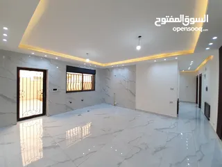  20 شقة شبه أرضية باجمل مناطق شفا بدران مساحة 150م مع تراس وكراج ومدخل خاص للبيع