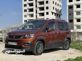  1 بيجو ريفتر 2020 كاملة الاضافات للبيع عالكاش