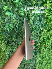  2 Ipad Air 2مستعمل بحال الوكالة