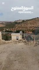  17 شاليه قيد الإنشاء
